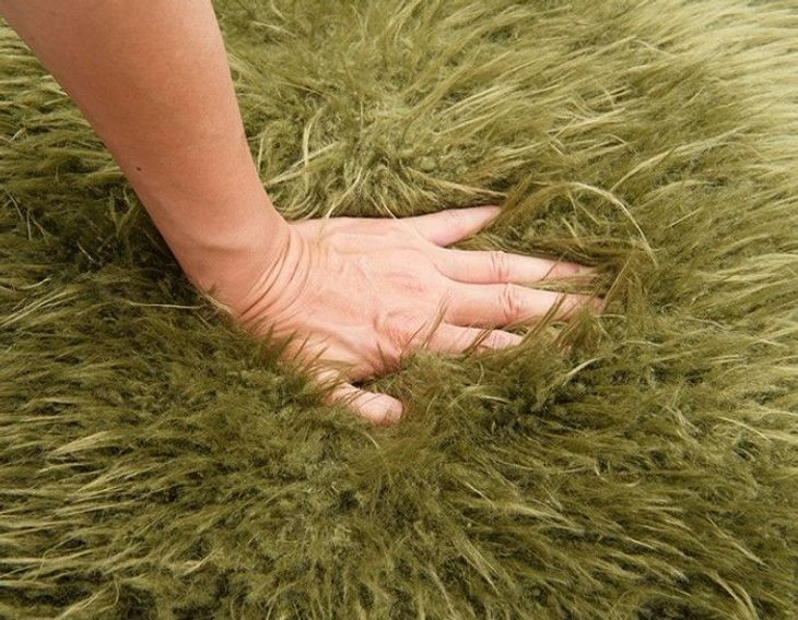 Elardo Green Upholstered Accent Chair