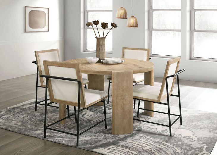 Edenbridge Oak Round Dining Room Set