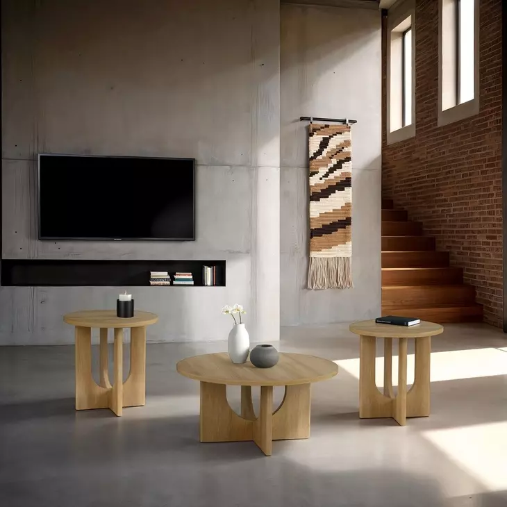 Holen Natural 3 Piece Round Table Set