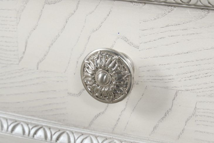 Stella Mia Creamy White Vanity Set with Stool