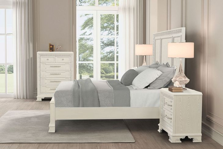 Stella Mia Creamy White Panel Bedroom Set