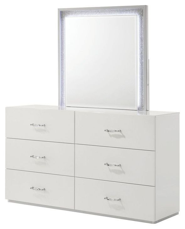 Stoholm White 6 Drawer Dresser