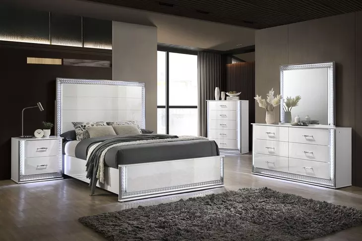 Hazeline White 5 Drawer Chest with LED