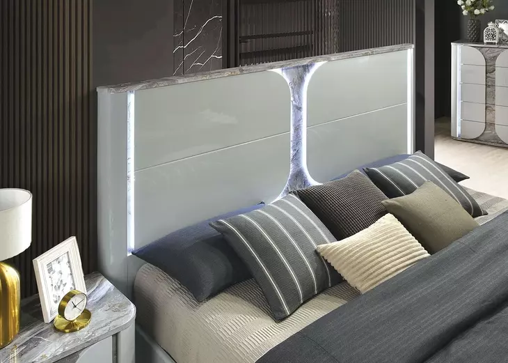 Cleburne Light Gray Queen Panel Bed with LED