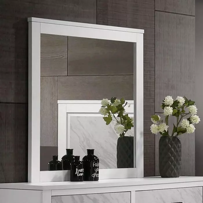 Darlene White Youth Bedroom Set
