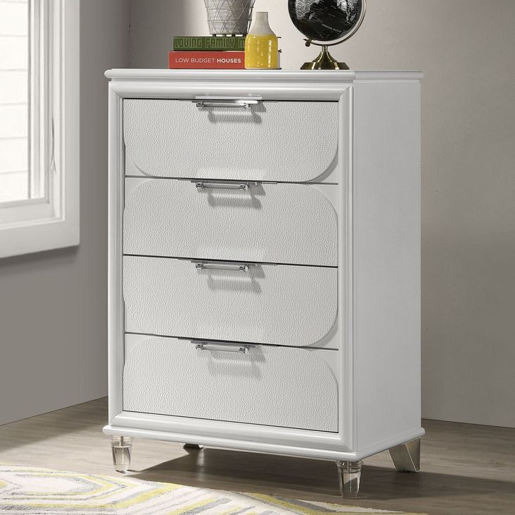 Lareina Pearl White 4 Drawer Chest