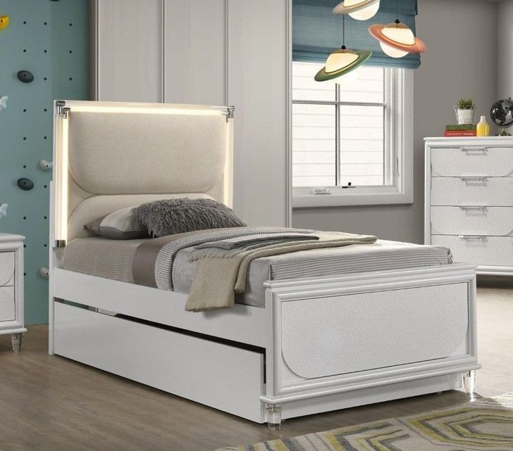 Lareina Pearl White Twin Platform Bed with Trundle