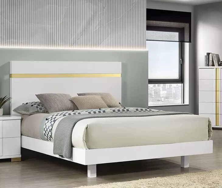 Lillestrom White and Gold Queen Platform Bed with Underbed LED Light