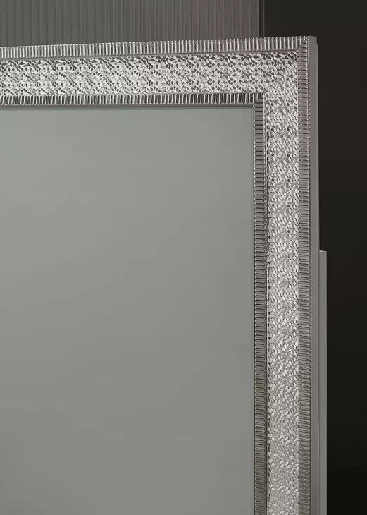 Cassiopeia Metallic Gray King Platform Bed