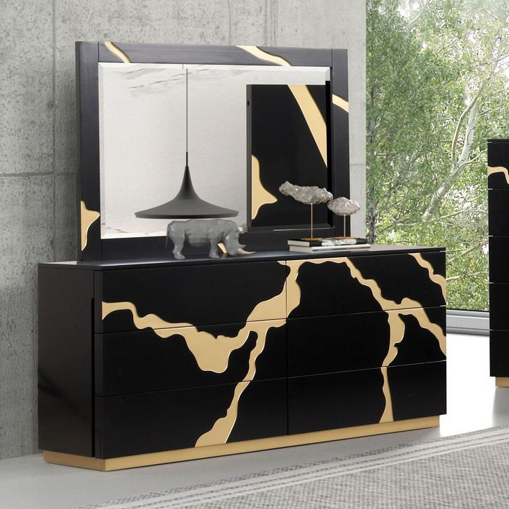 Goldsberg Black and Gold 6 Drawer Dresser