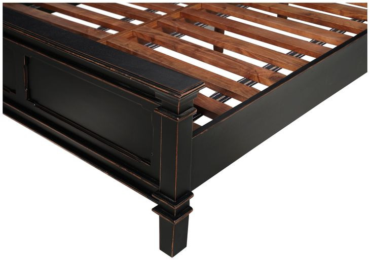 Trento Distressed Black Queen Panel Bed