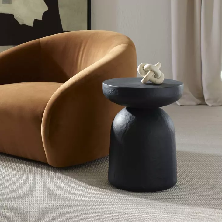 Carlisle Black Outdoor Round Accent Table