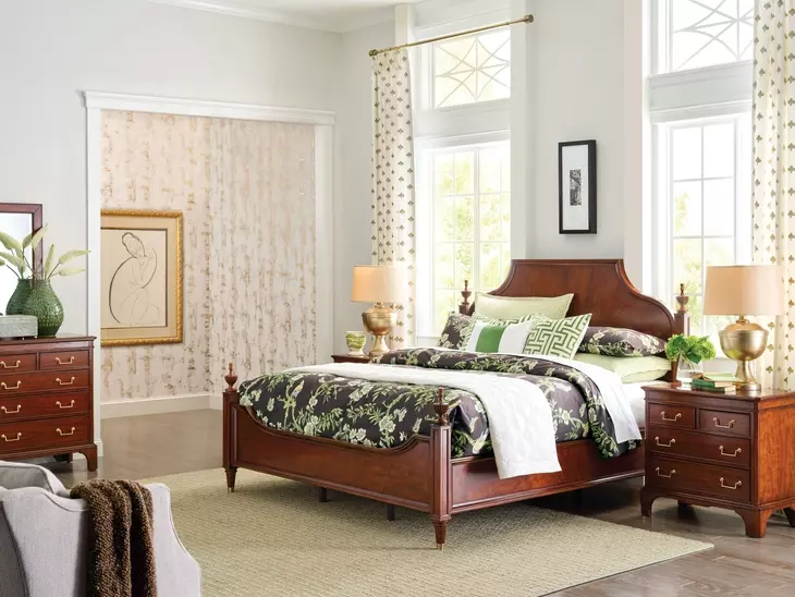 Belmont Heritage New Classic 9 Drawer Andover Dresser with Rectangular Landscape Mirror