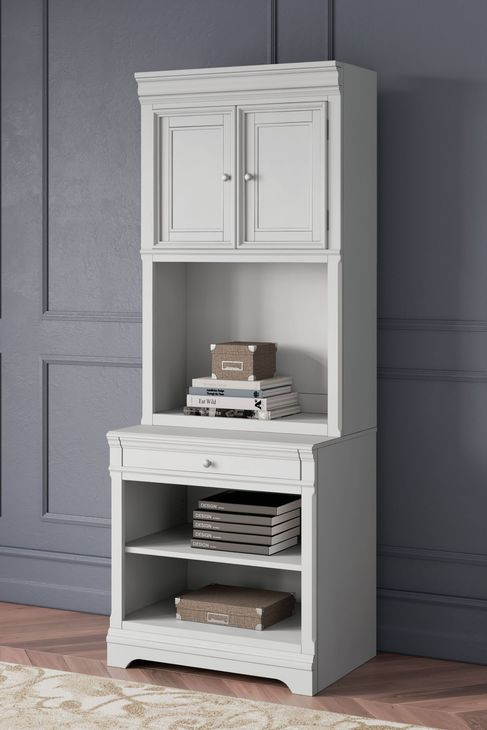 Kanwyn Whitewash Bookcase with LED