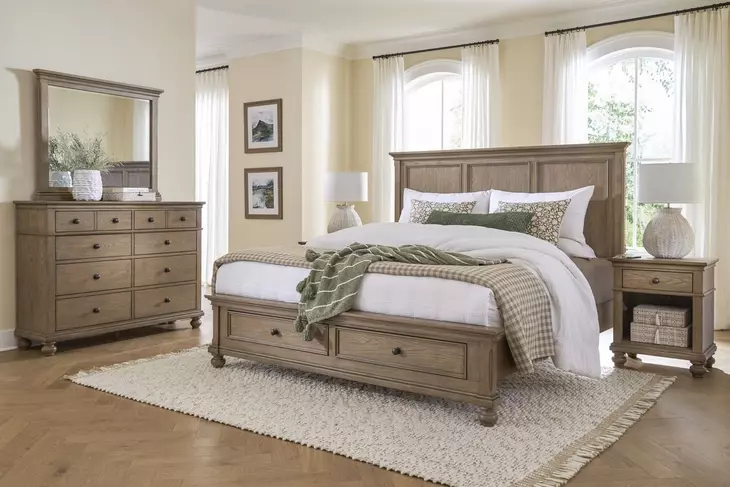 Oxford Tan 8 Drawer Chesser