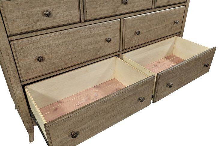 Provence Patine 7 Drawer Dresser