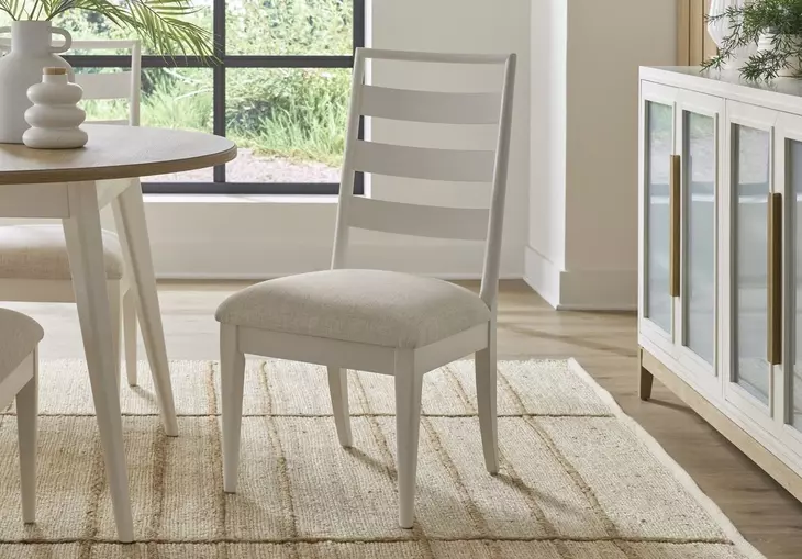 Astoria Pearl Extendable Round Dining Table