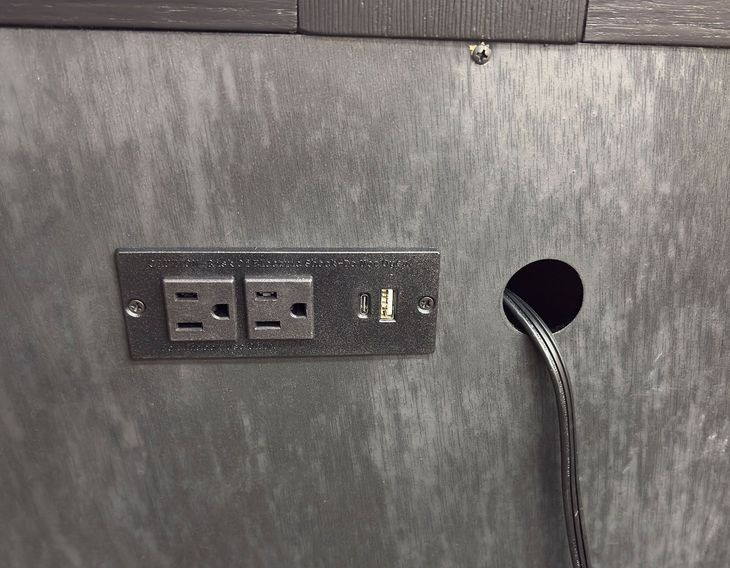 Reid Sand 2 Door Server with USB Charging