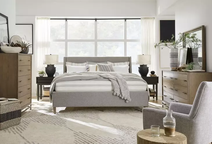 Lindon Belgian Wheat and Gray Queen Upholstered Panel Bed