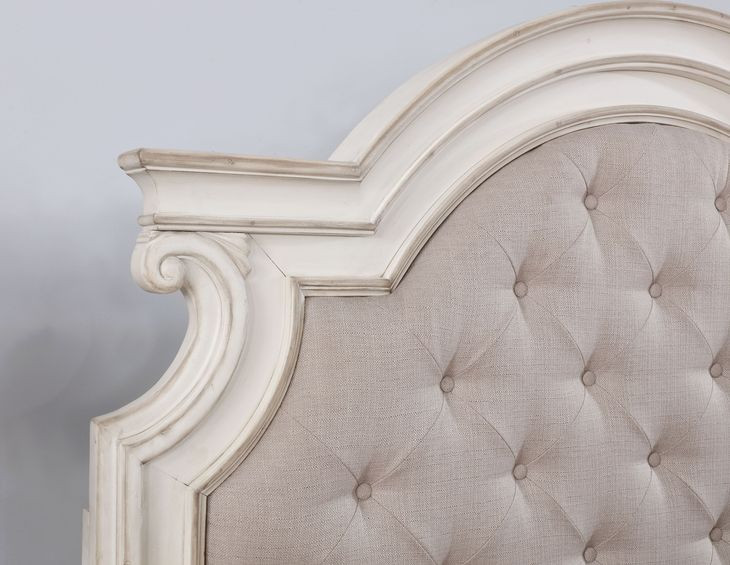 B0162N White Upholstered Queen Storage Bed