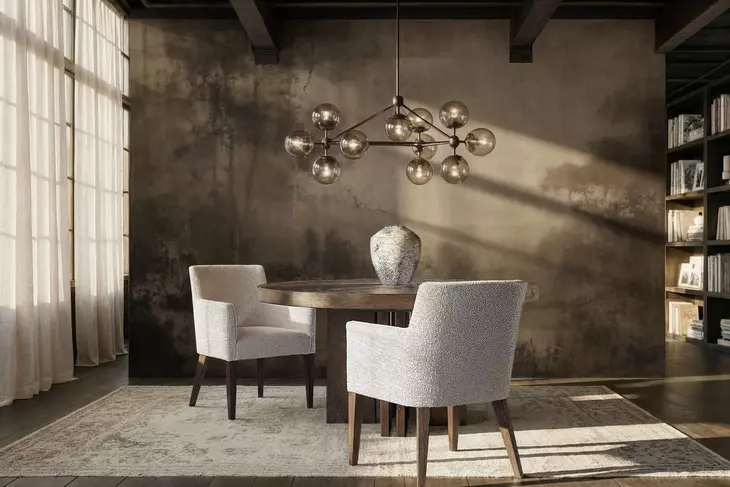 Outline Cassel Extendable Oval Dining Room Set