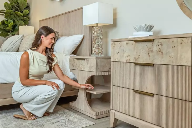 Manhattan Valley Dusty Rose 1 Drawer Nightstand