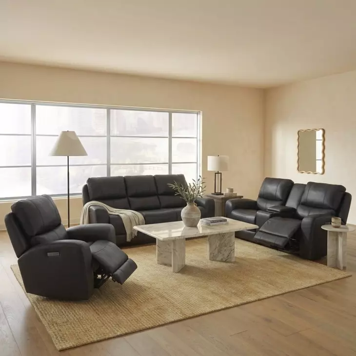 Bella Verona Black Leather 76" Zero Gravity Power Reclining Loveseat with Console and USB Charging
