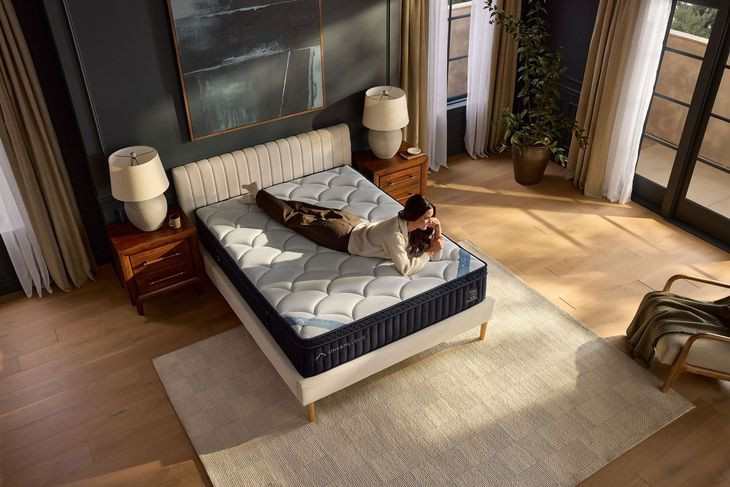 DreamCloud Premier Hybrid White Twin XL Mattress