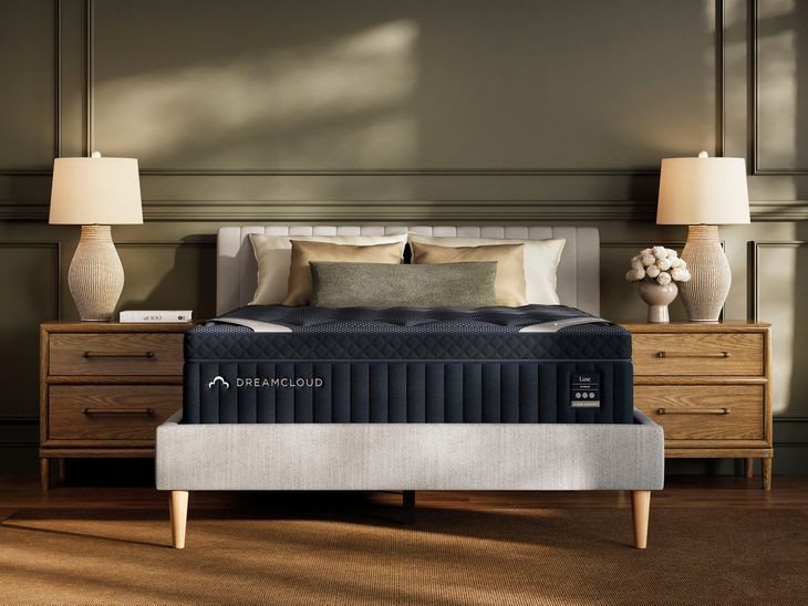 DreamCloud Luxe Hybrid White Full Mattress