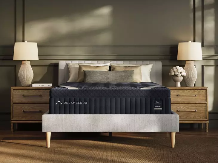 DreamCloud Luxe Hybrid White Twin Mattress