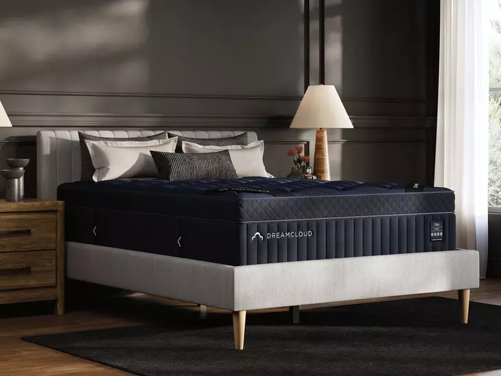 DreamCloud Ultra Hybrid White Queen Mattress