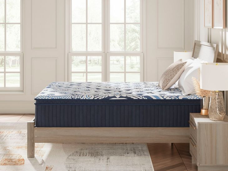 Plush Luxe 2.0 Blue California King Mattress