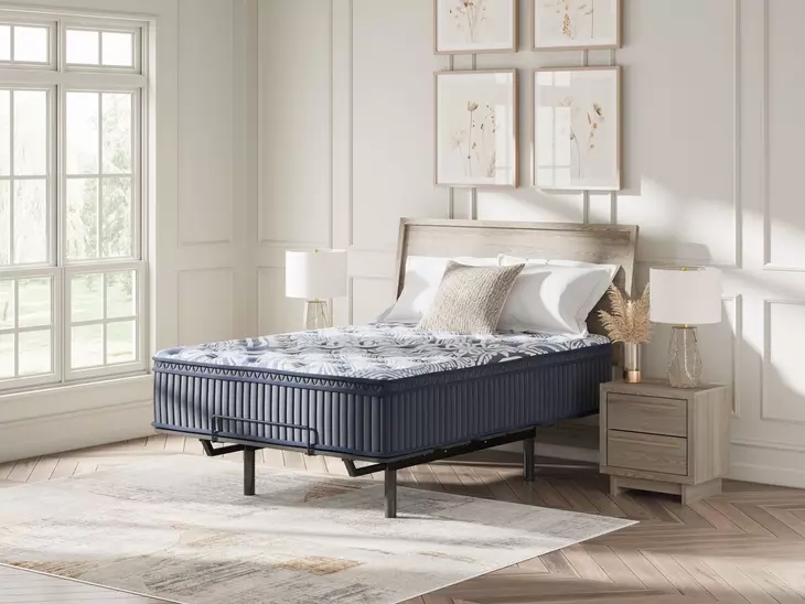 Plush Luxe 2.0 Blue Queen Mattress