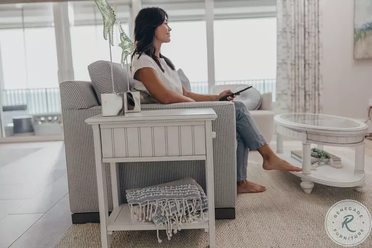 Riviera Blanc Rectangular Chairside Table