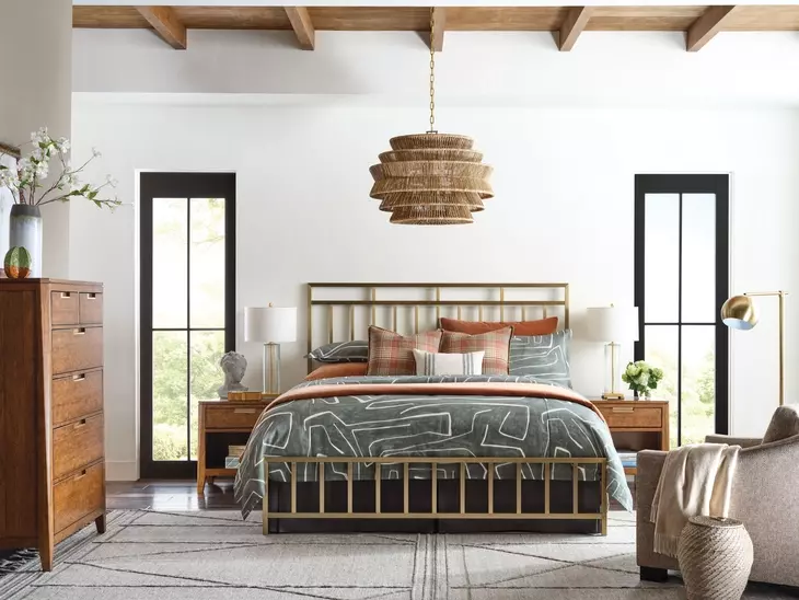 Acquisitions Brushed Gold King Aspire Metal Bed