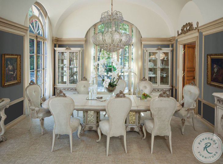 Platine de Royale Champagne Curio Cabinet