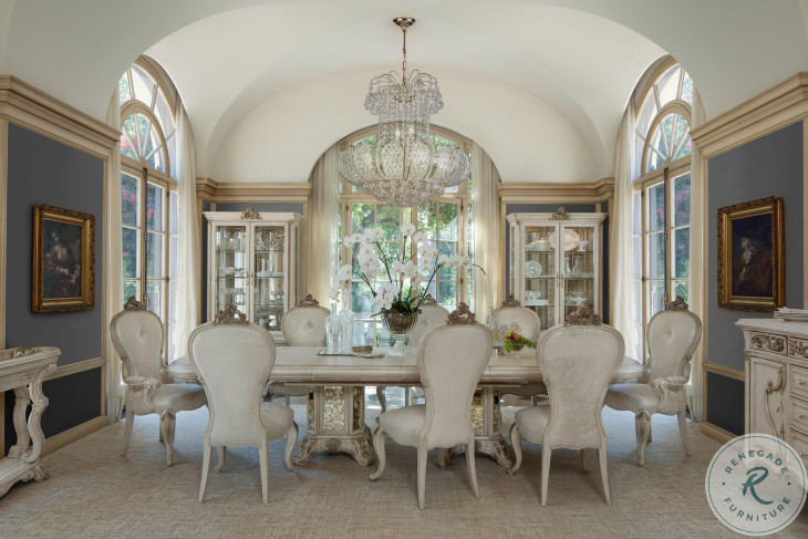Platine de Royale Champagne Curio Cabinet