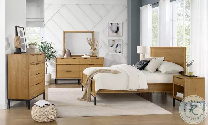 Newport Natural Oak King Panel Bed