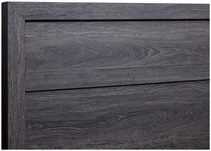 Merrifield Raisin Black Queen Panel Bed