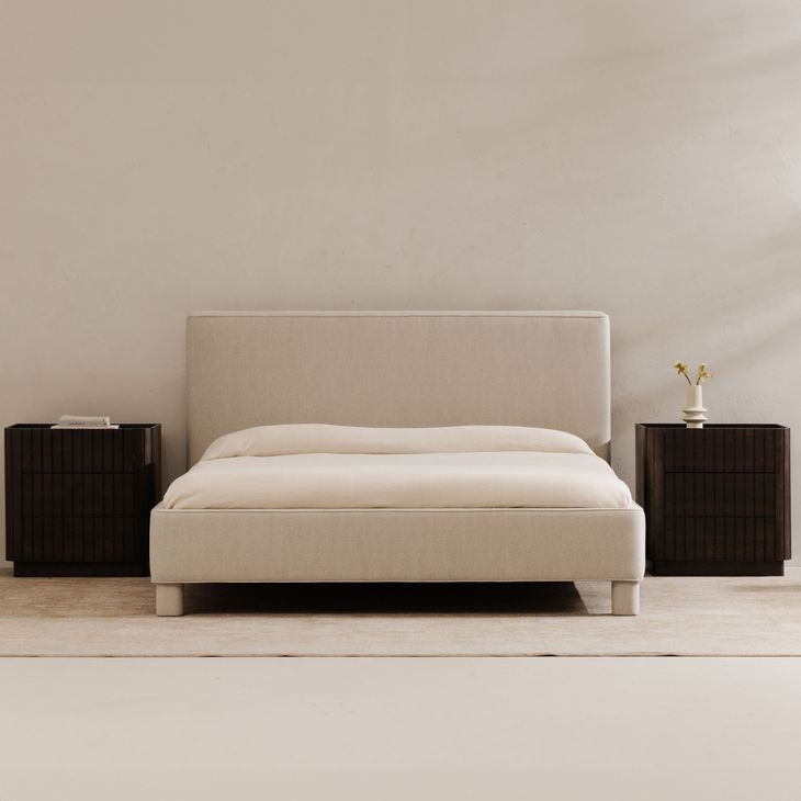 Ichigo Light Gray King Upholstered Platform Bed