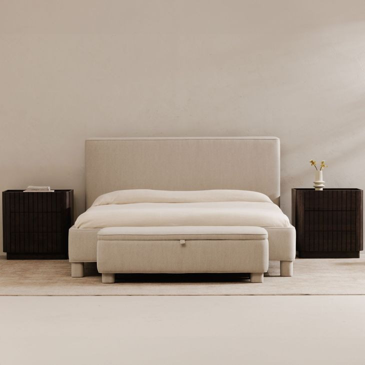 Ichigo Light Gray King Upholstered Platform Bed