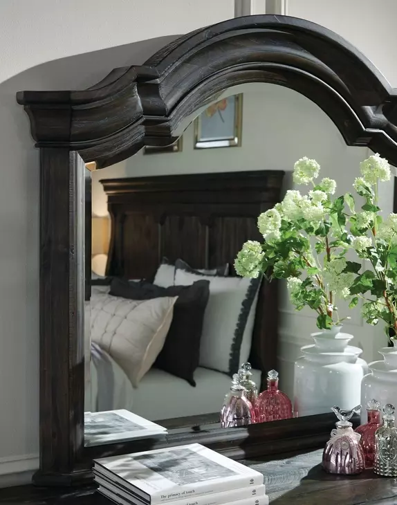 Bellamy Peppercorn 8 Drawer Dresser with Arched Mirror