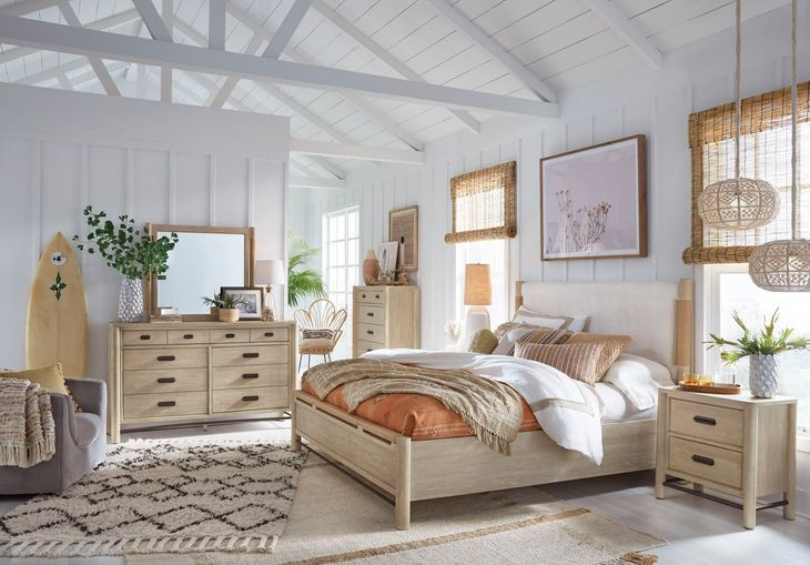 Sunset Cove Sanibel Brown and Cream King Upholstered Panel Bed