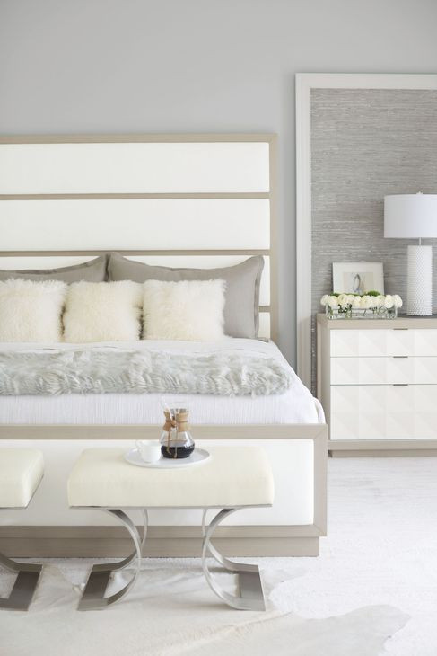 Axiom Cream 28" Bench
