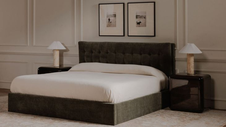 Sebastion Green Upholstered Storage Platform Bedroom Set