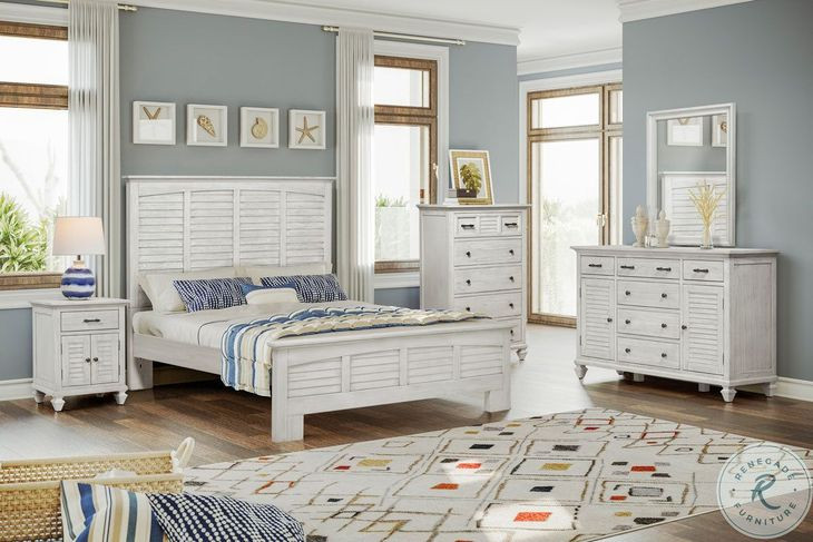 Bay Harbor Distressed White Queen Panel Bed