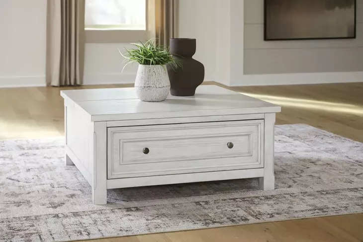 Robbinsdale Antique White Square Lift Top Cocktail Table