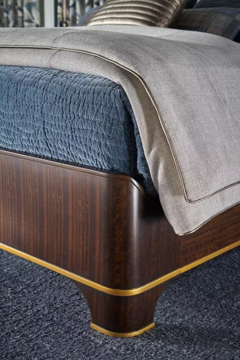 Spencer Green Park Cream and Fumed Leather Upholstered Carlton Gardens King Sleigh Bed