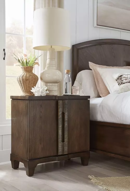 Canehurst Spiced Rum 2 Door Bachelor Chest