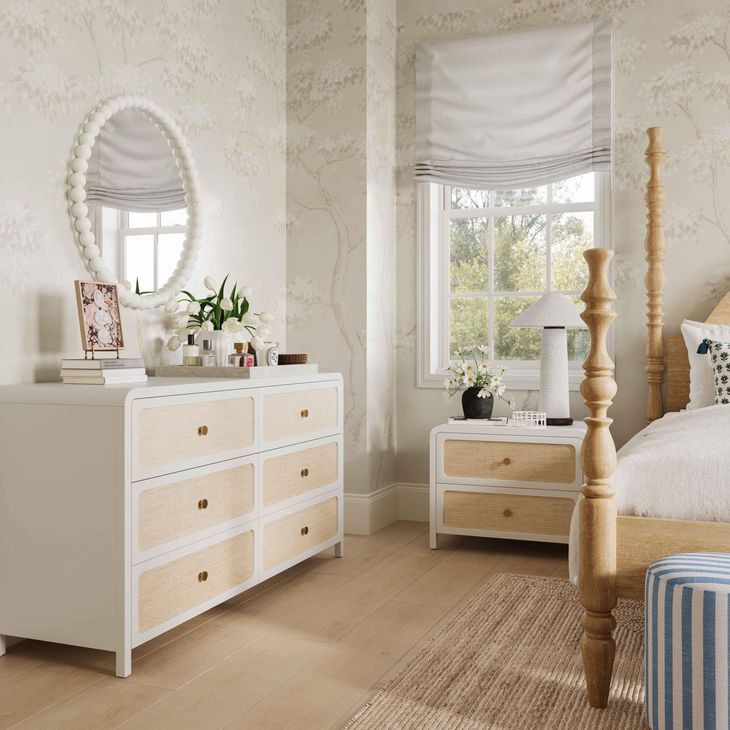 Patty White 2 Drawer Nightstand